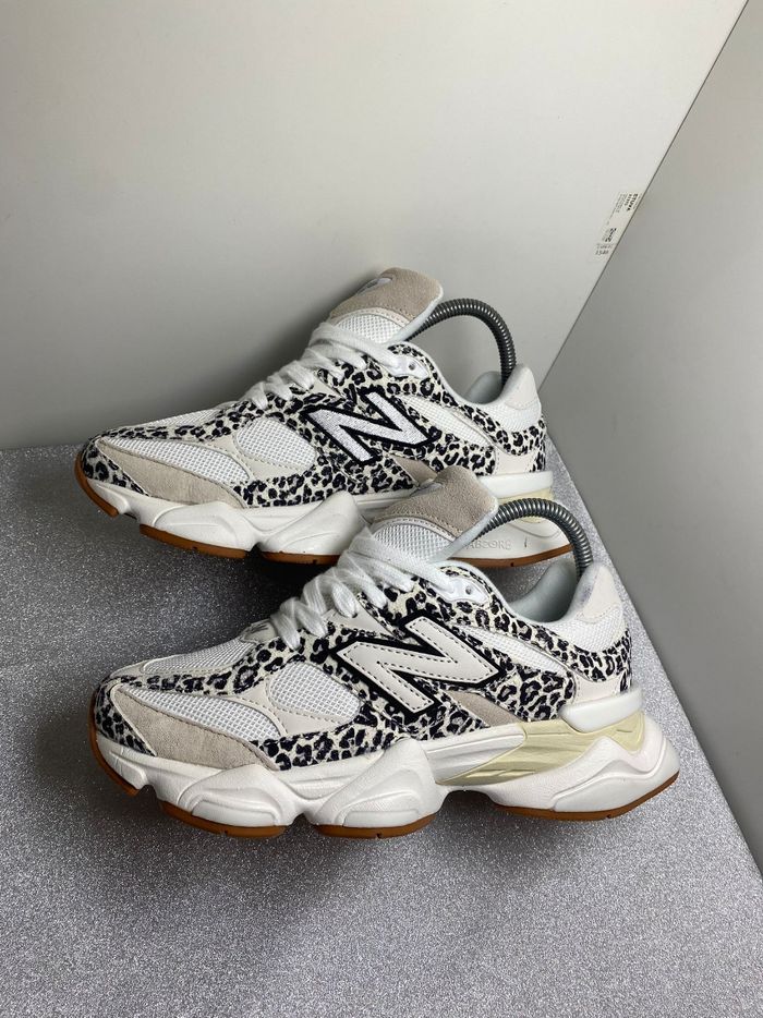 New balance9060 neuf avec boîte taille 39,5 très bon état femme sport promenade - photo numéro 2