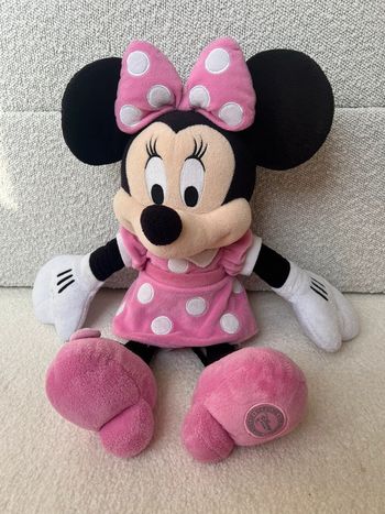 Peluche Minnie rose Disney Store