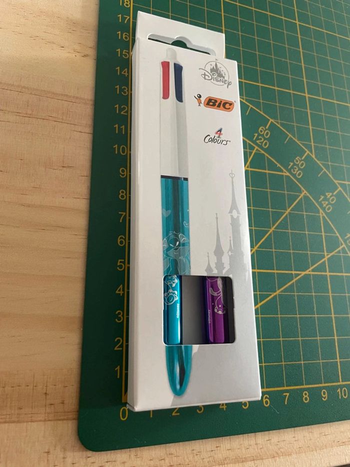 Duo Stylos BIC 4 Couleurs Disney Parks - Édition Limitée ! - photo numéro 3
