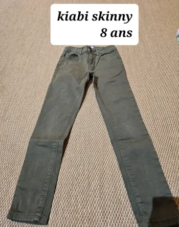 Pantalon skinny Kiabi taille 8 ans