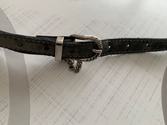 Ceinture grise - photo numéro 3
