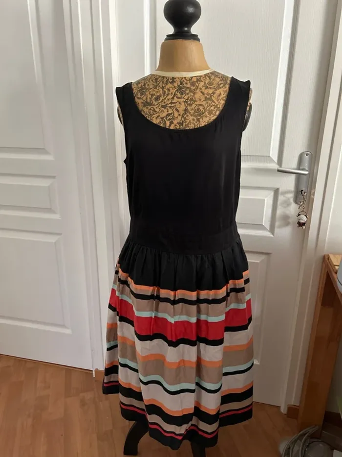 Robe Gémo taille 44-46 très bon etat