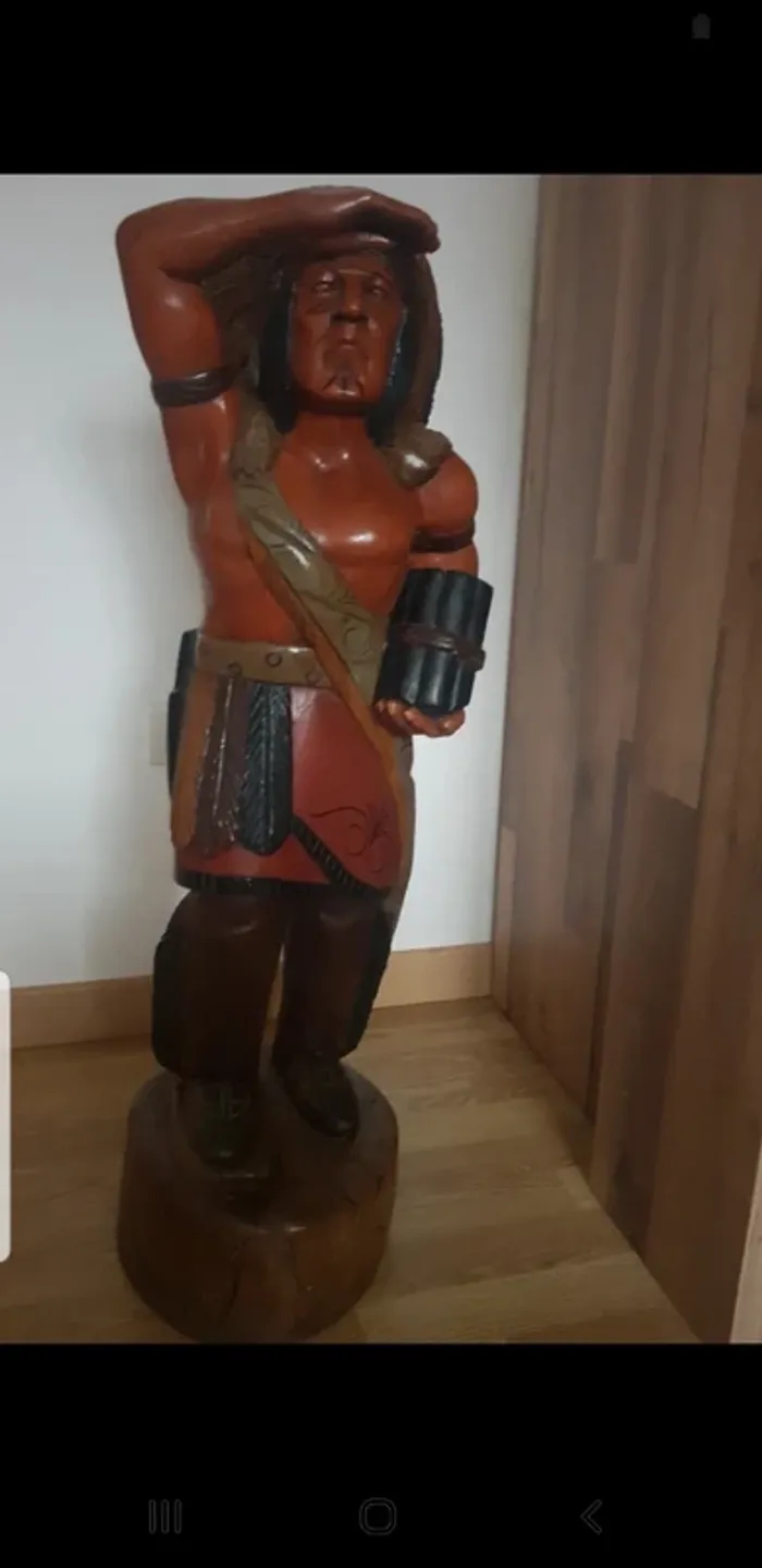 Statuette Indien en bois sculpté 96 cm