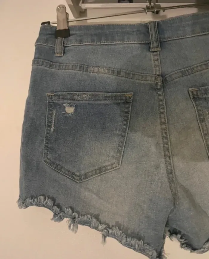 📦 Lot de 2 shorts femme - Taille XS - Très bon état - photo numéro 7