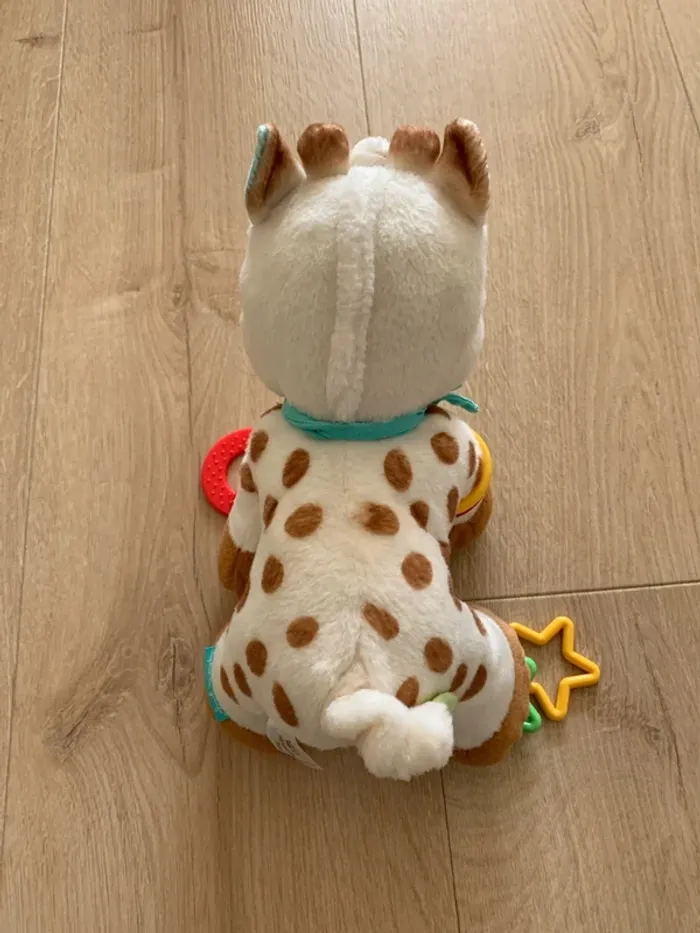 Peluche bébé Sophie la girafe - photo numéro 3