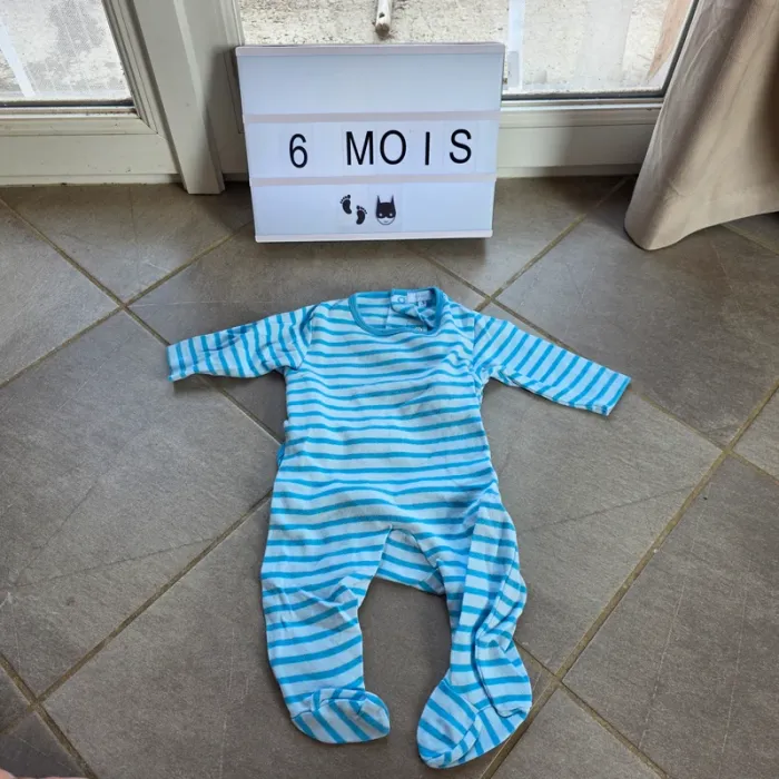 Lot vêtements 6 mois - photo numéro 10