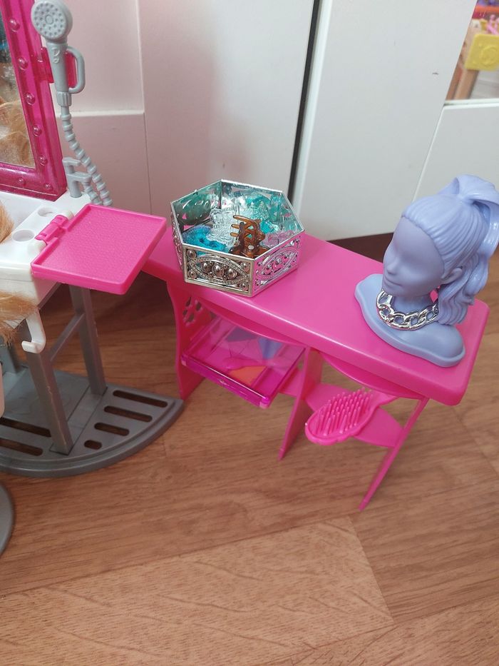 Salon barbie - photo numéro 7