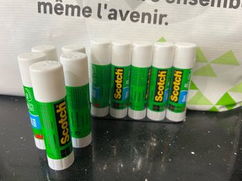 Lot de 10 colles Scotch