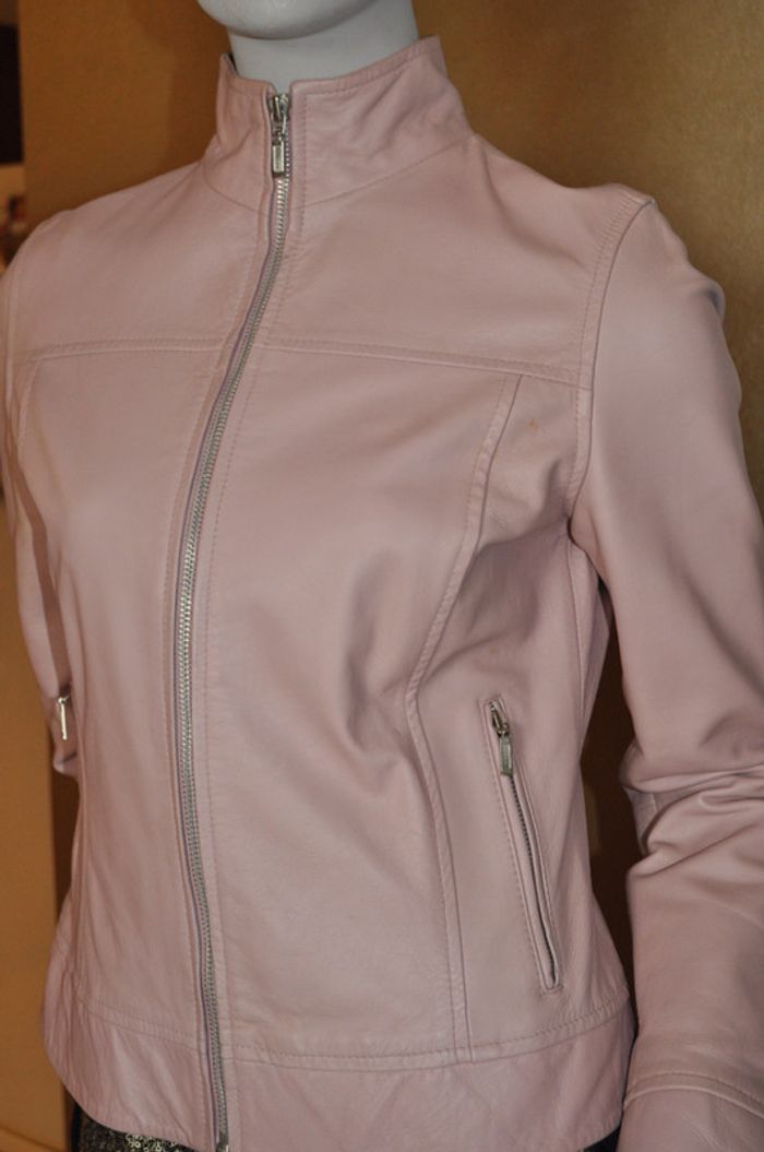 Veste en cuir rose pâle - photo numéro 10