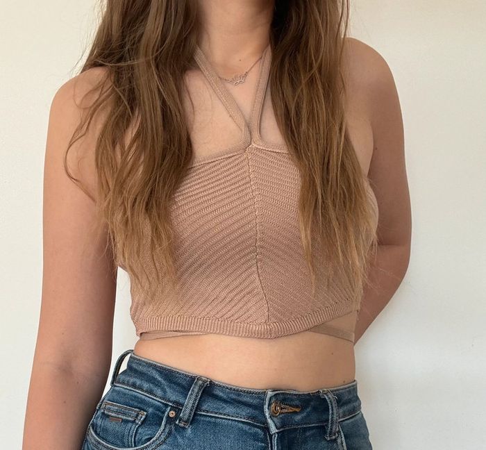 Top court beige
