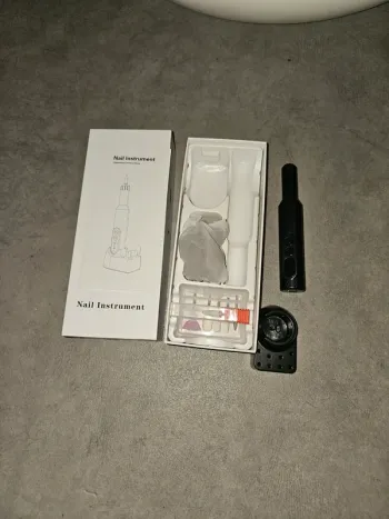 [NEUF] Ponceuse à ongles électrique noire