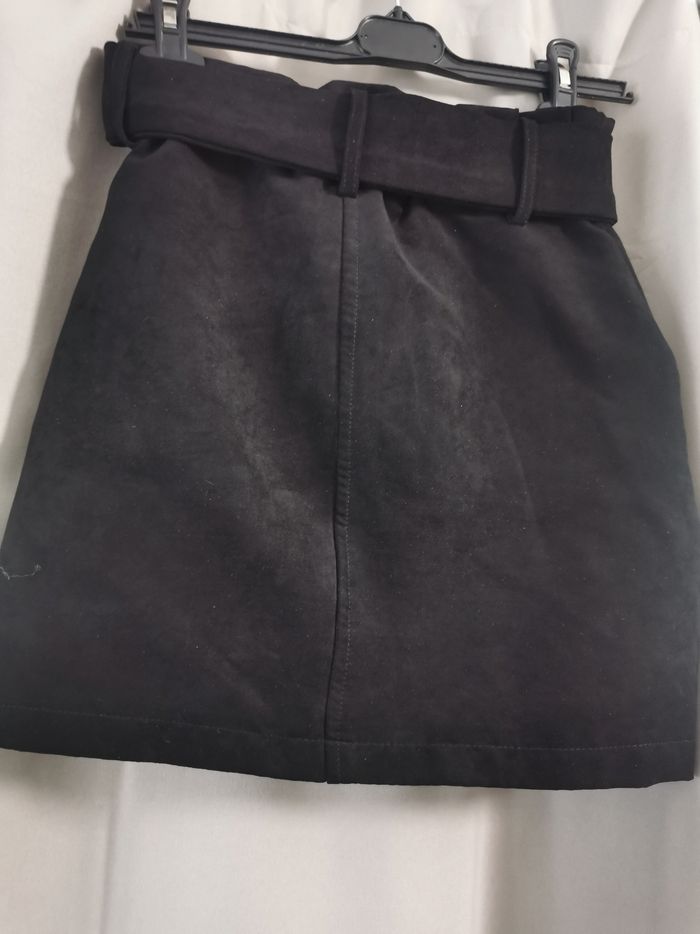 Jupe noire s - photo numéro 6