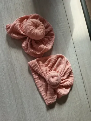 2 bonnet 3/6 mois