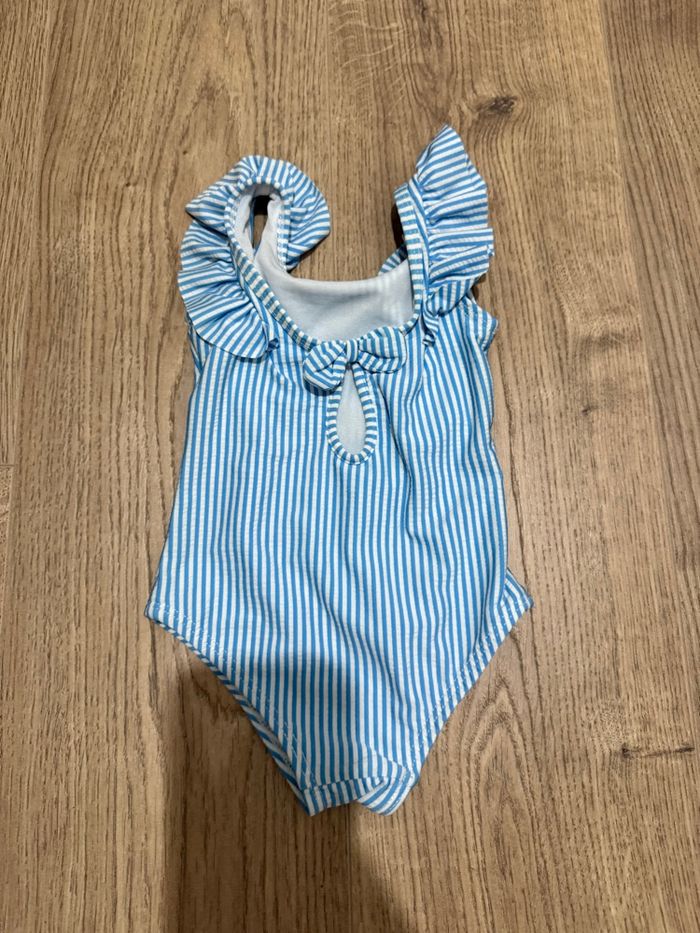 Maillot de bain une pièce bébé - photo numéro 2