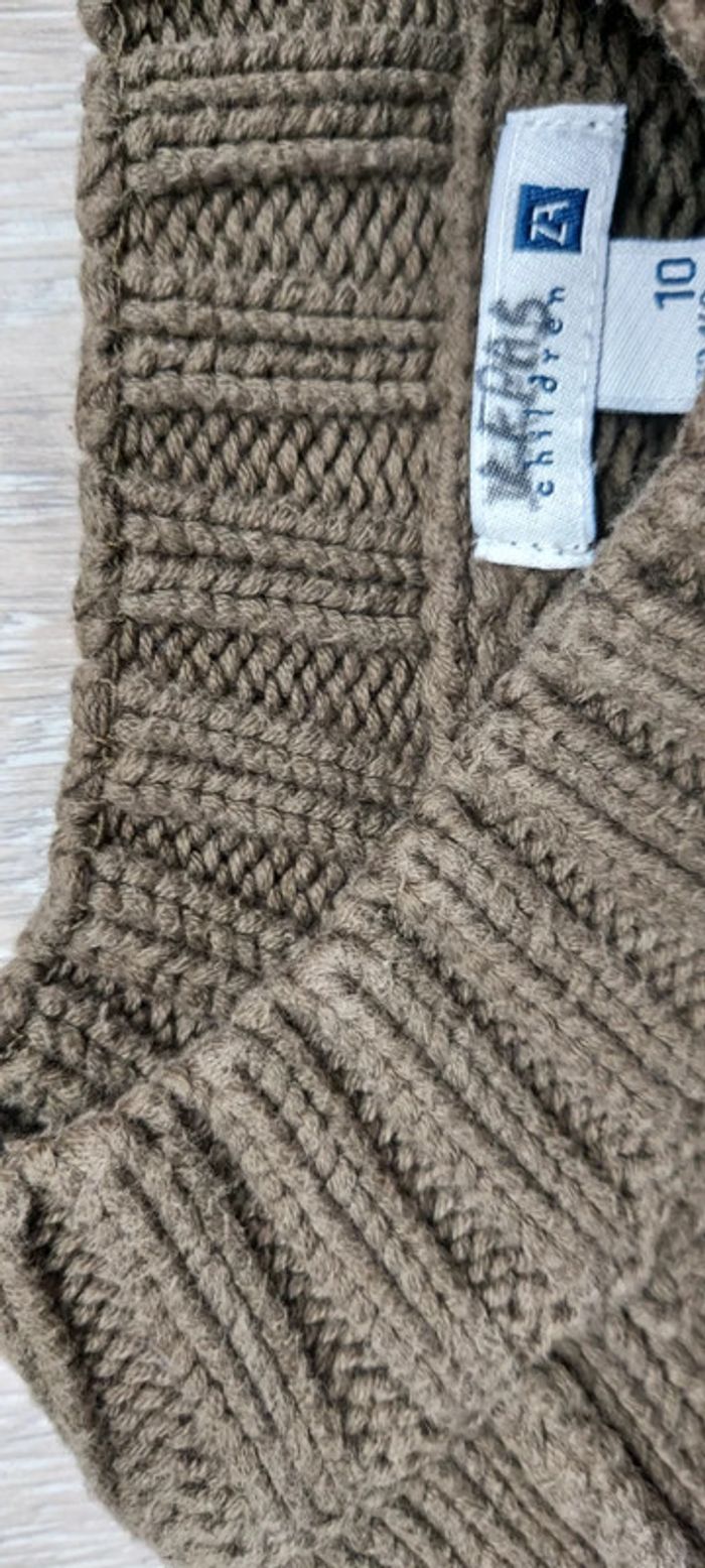 Lot de 2 gilets dont 1 neuf et 1 pull, taille 10 ans, garçon - photo numéro 2