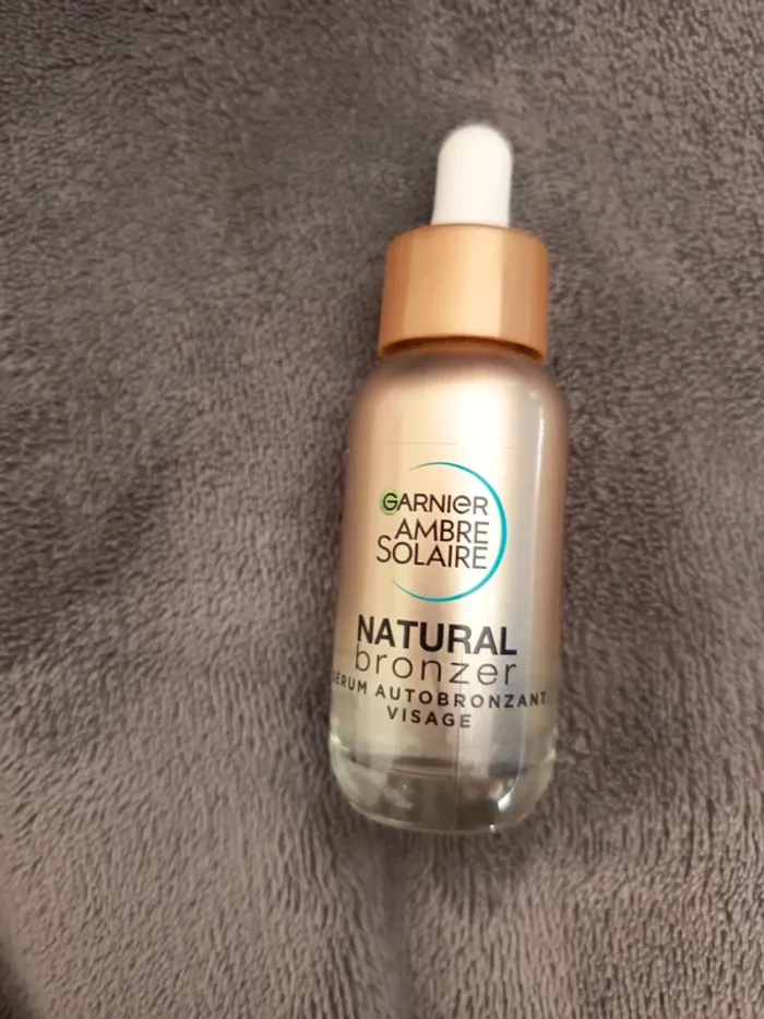 Sérum autobronzant visage Garnier Ambre solaire