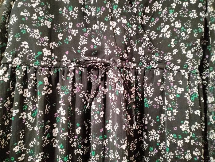 Robe mi-longue à fleurs - photo numéro 2