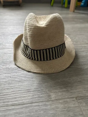 Chapeau de paille enfant