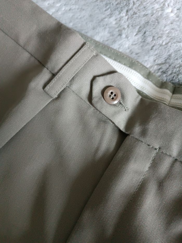 Pantalon beige homme classique élégant - photo numéro 4