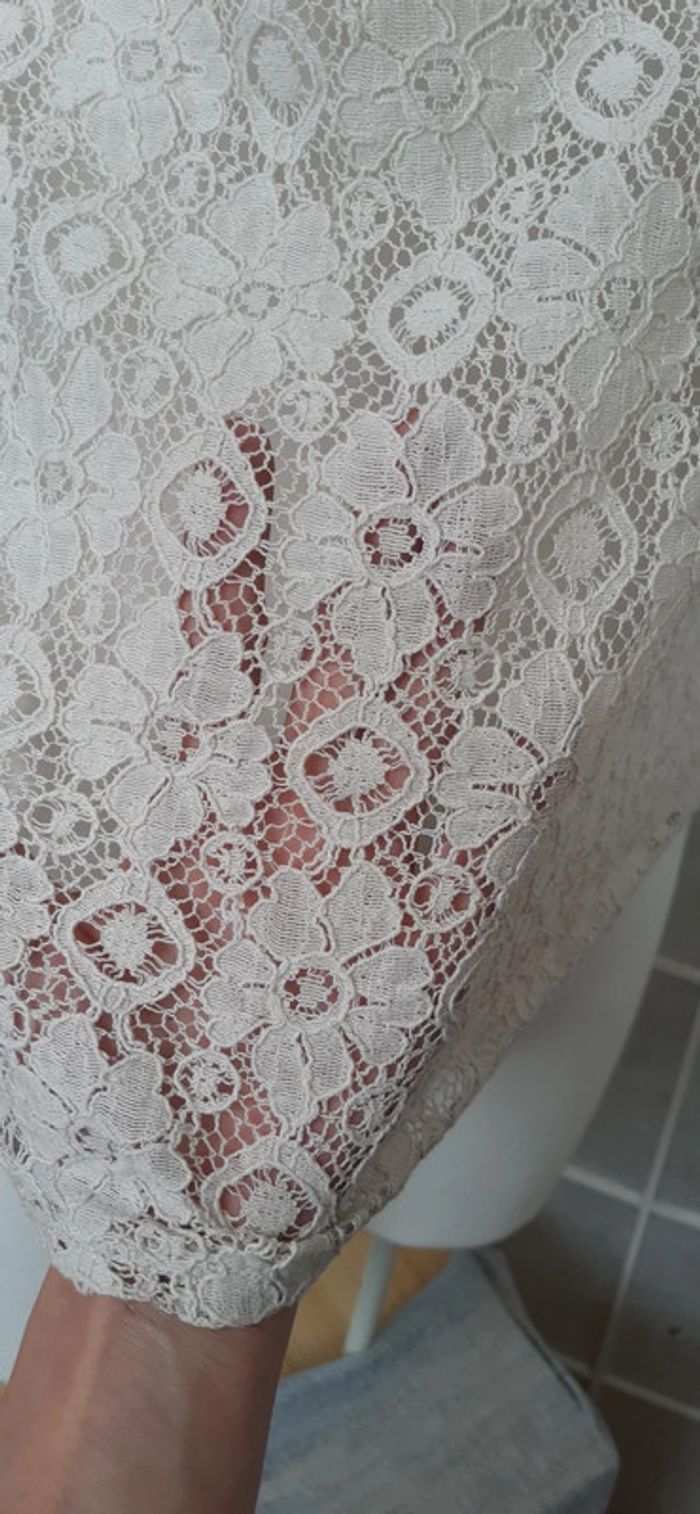 Top en dentelles - photo numéro 5