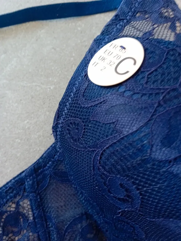 Soutien gorge balconnet 85C - photo numéro 3