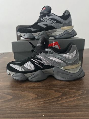 New balance 9060 jamais porté taille 41