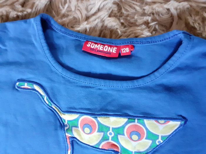 T-shirt taille 8 ans - photo numéro 2