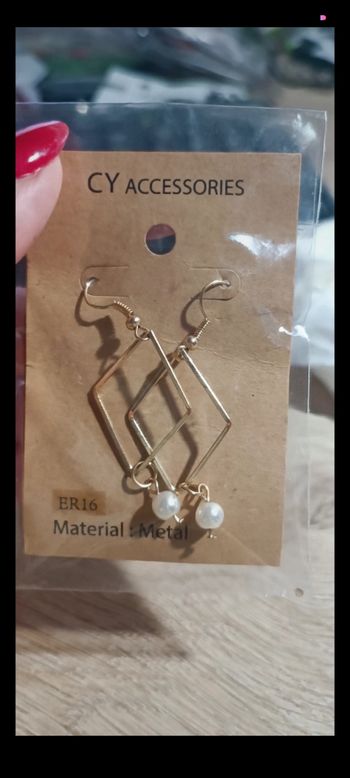 Boucle d'oreille doré