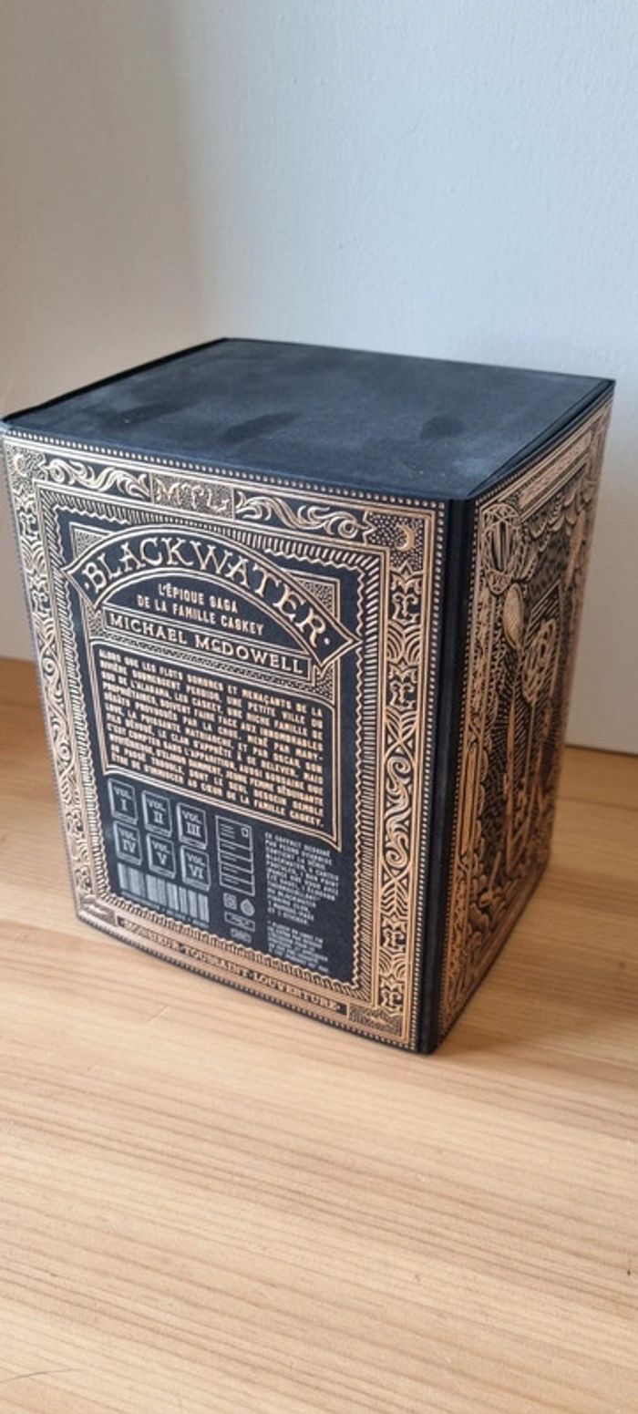 Coffret blackwater + cartes et marque page - photo numéro 5