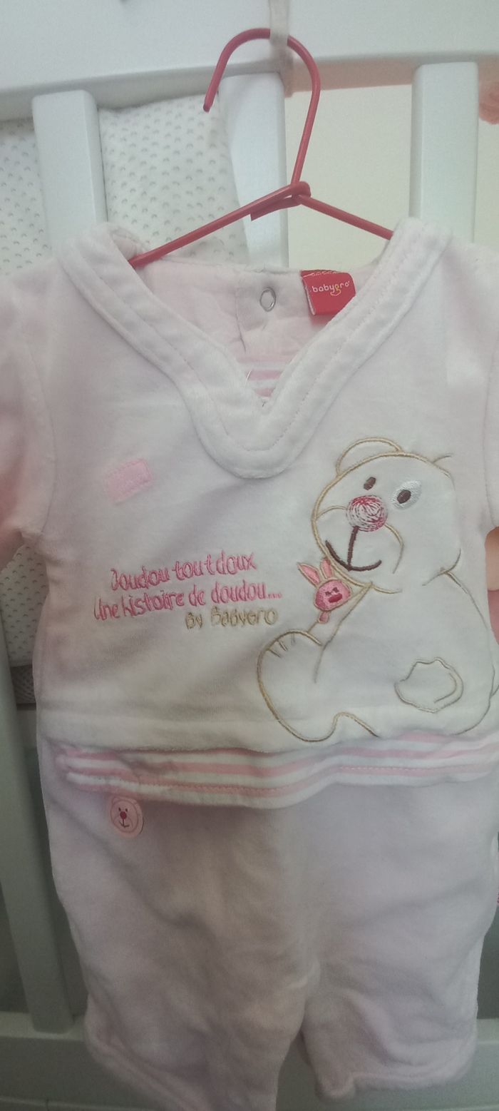 Pyjama d'hiver 1 mois - photo numéro 4