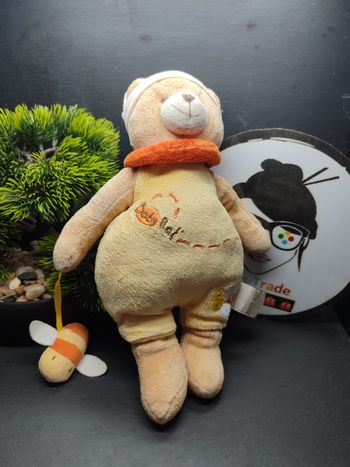 doydou peluche ours baby nat marron blanc jaune abeille bonnet Orange Collerette