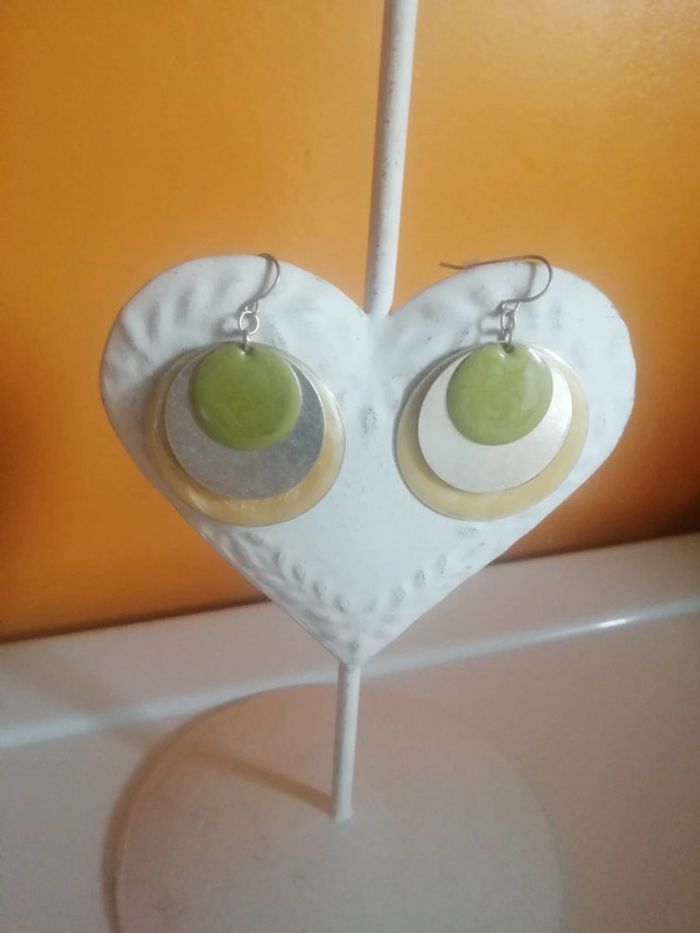 🌸Creoles mobiles jaunes , argentées, vertes "Emma & Chloe" 🌸 - photo numéro 2