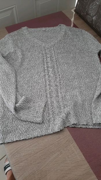 Pull taille 4
