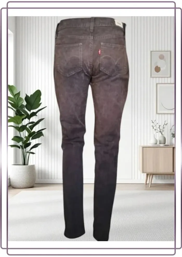 Jean Levis Strauss superlow 524 ,coupe slim ,taille basse ,extensible - photo numéro 5