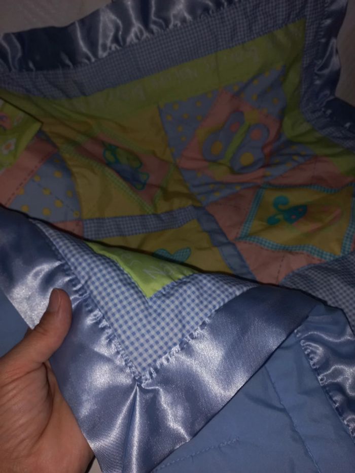 Tapis d'éveil Fischer Price Doux rêves papillons et 3 peluches hochet assorties état neuf - photo numéro 10