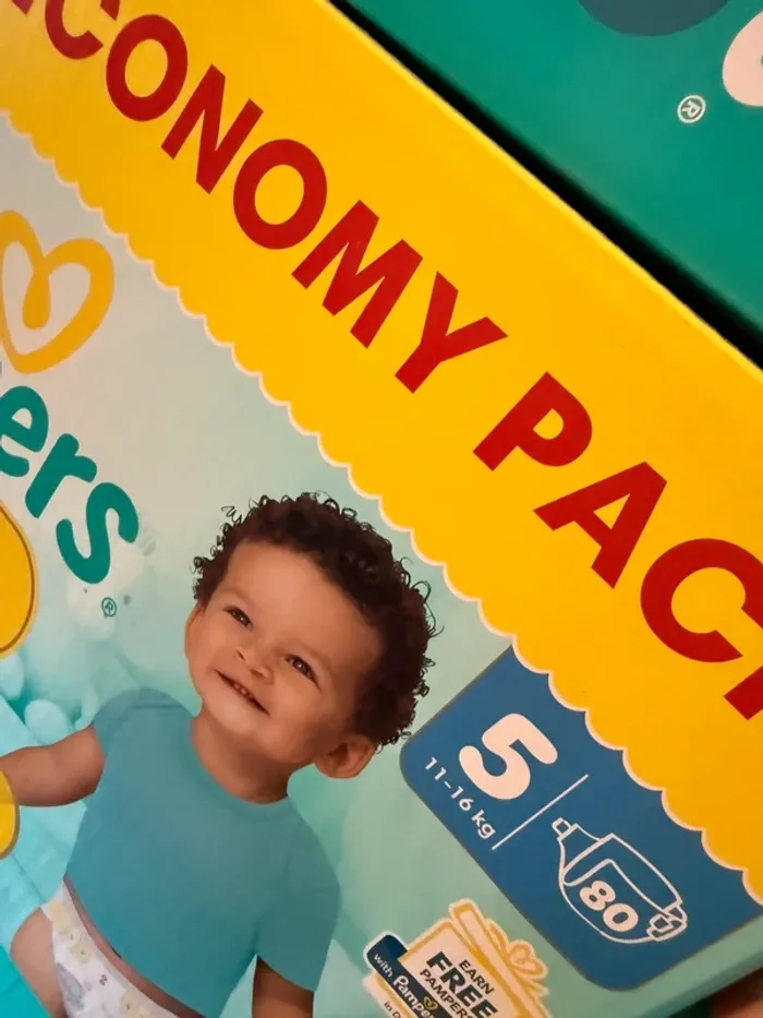 Couches Pampers Premium protection taille 5 - photo numéro 2