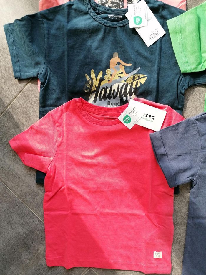 Lot tee shirt/débardeur neuf 5 ans vertbaudet - photo numéro 2
