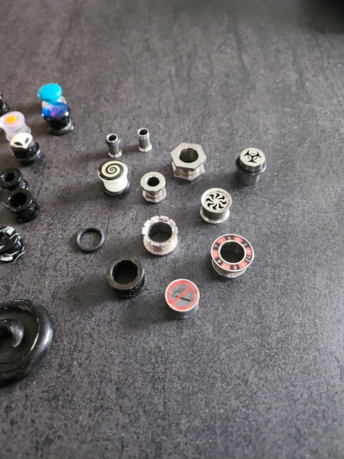 Lot de 53 écarteurs d'oreille - photo numéro 3
