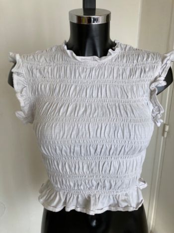 T-shirt / haut crop top Mango taille 36/S