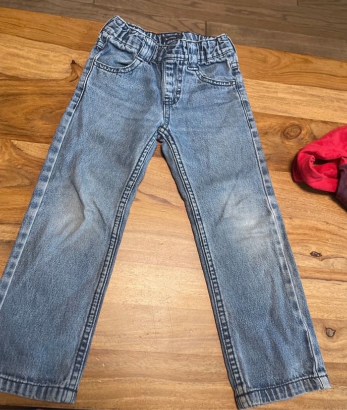 Lot jean et T-shirt - photo numéro 4
