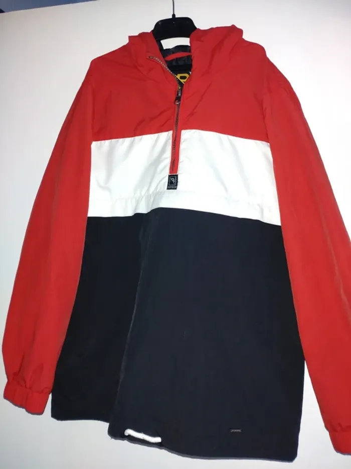 Veste coupe vent Beckaro taille 12 ans