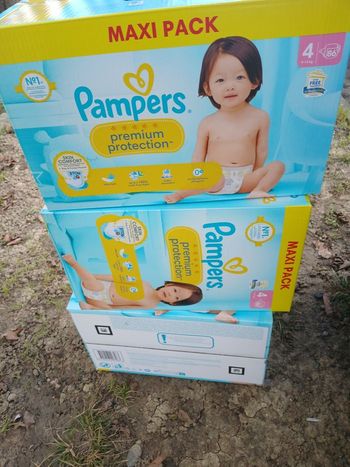 3 packs Pampers harmonie taille 4