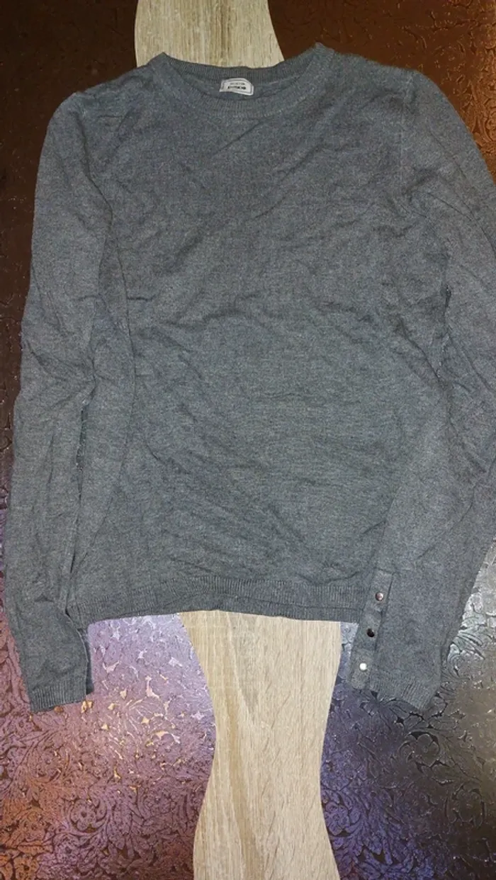 Pull gris foncé - photo numéro 2