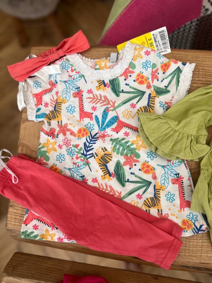 Lot vêtements 6 9 mois été fille robe barboteuses gilet sergent major pyjama Jacadi - photo numéro 2