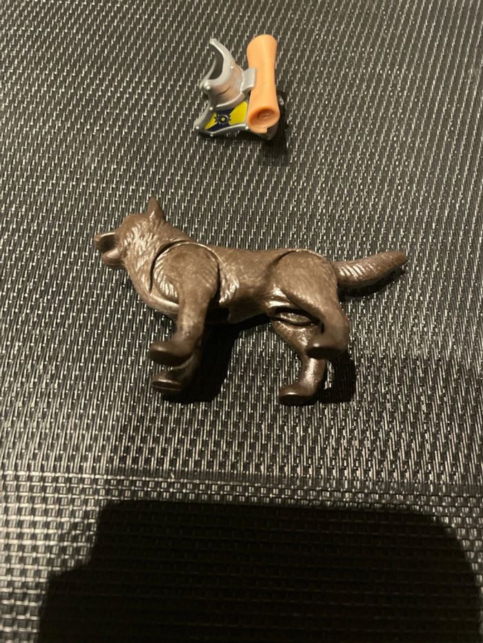 Playmobil figurine loups marron avec selle et couverture novelmore 70225 animaux sauvages - photo numéro 6