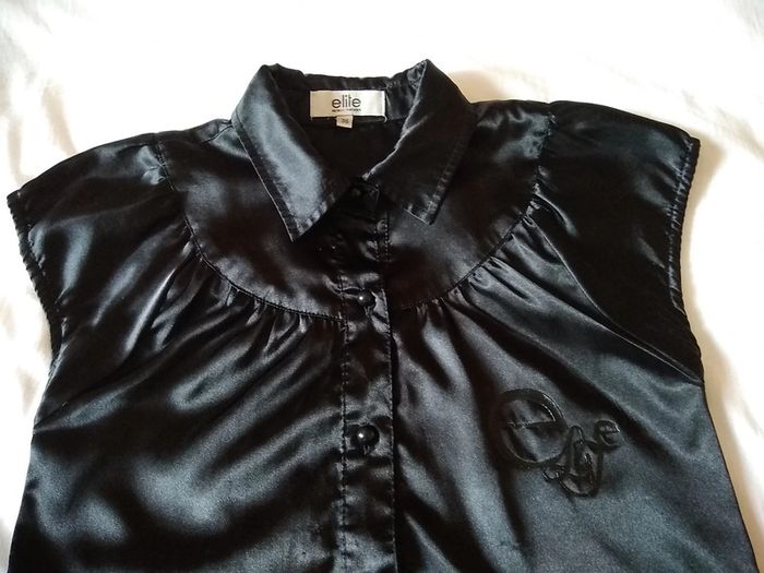 Robe courte satinée noire - photo numéro 4