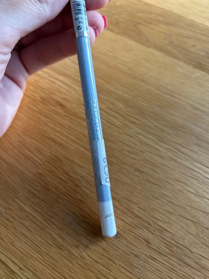 Mavala - crayon khol - blanc - neuf - photo numéro 2
