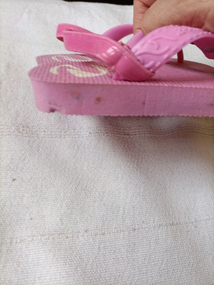 Tongs jamais porté 23 - photo numéro 2