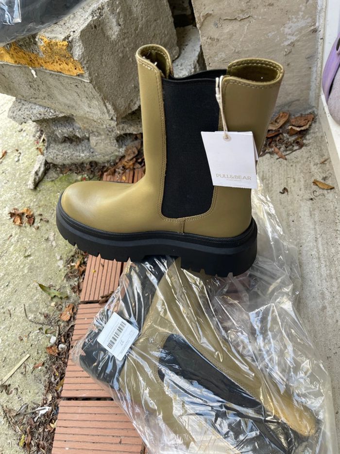 Superbes bottines pull &bear neuves avec étiquette pointure 37