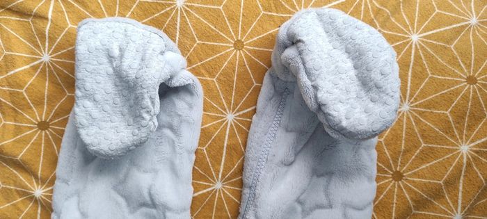 Sur pyjama grenouillères douce étoiles en 3D - photo numéro 5